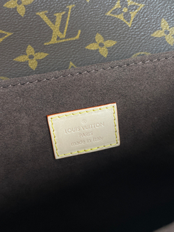 Сумка Louis Vuitton POCHETTE METIS