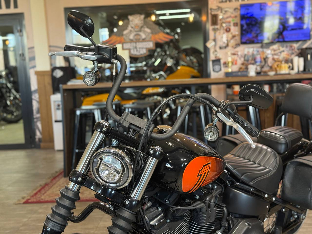Harley-Davidson Street Bob, 2021