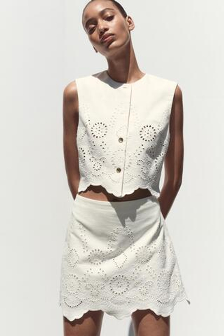 ZARA ТОП-ЖИЛЕТ С АЖУРНОЙ ВЫШИВКОЙ, БЕЛЫЙ