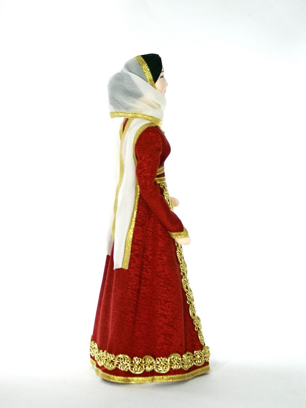 Кукла коллекционная Чеченка в национальном костюме