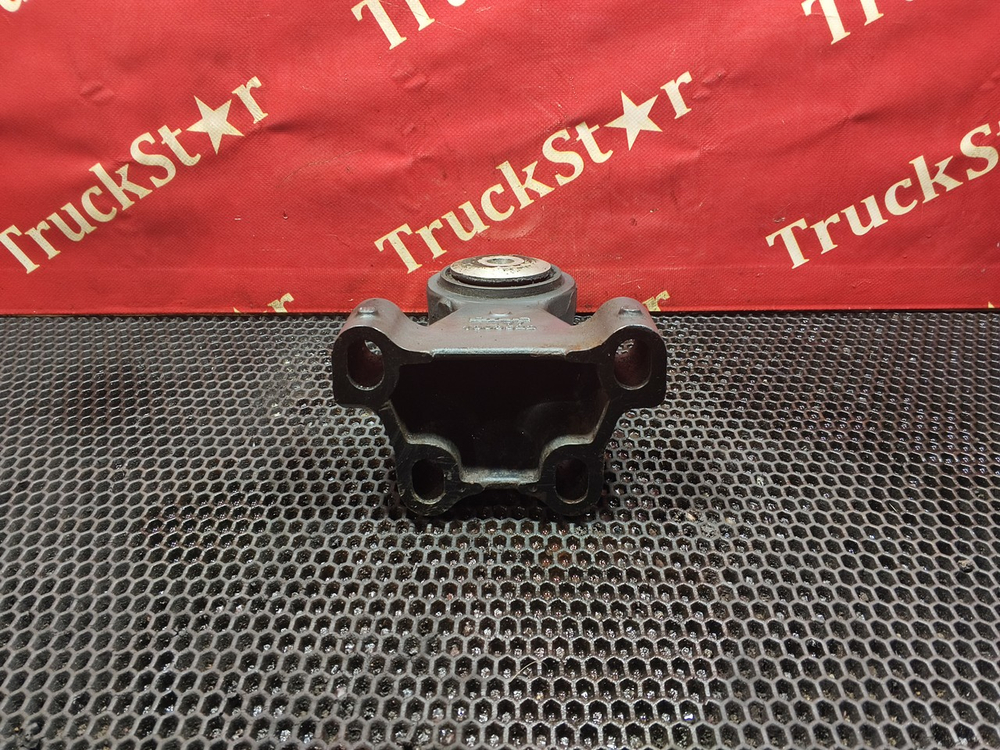 Кронштейн торсиона кабины левый