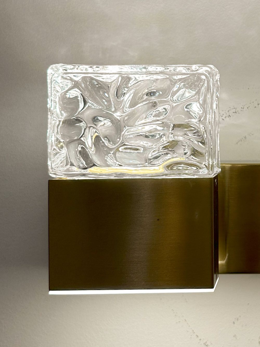 Настенный светильник MB17090026-2B gold