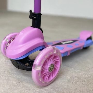 Самокат трехколесный со светящимися колесами Micar Zumba 2022 розовый