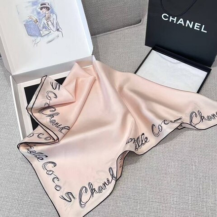 Платок CHANEL