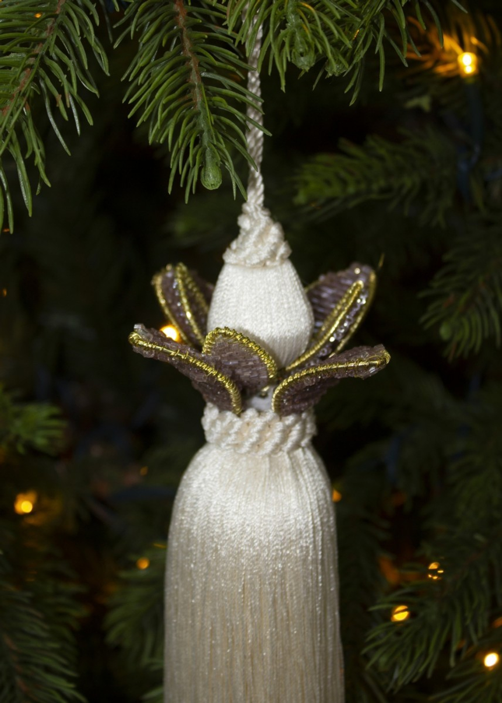 Подвеска 28х5см Noelle Цветок с кистью кремовый