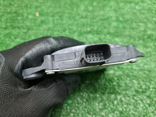 Датчик слепых зон правый Land Cruiser 200 (15-21)