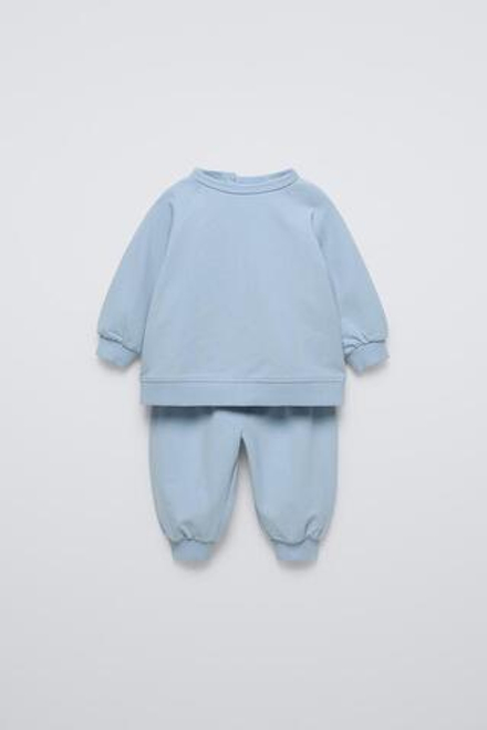 ZARA КОМПЛЕКТ ИЗ ТОЛСТОВКИ И БРЮК-ДЖОГГЕРОВ, ГОЛУБОЙ