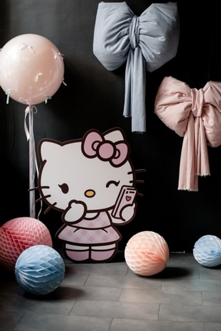 Hello Kitty for Alice